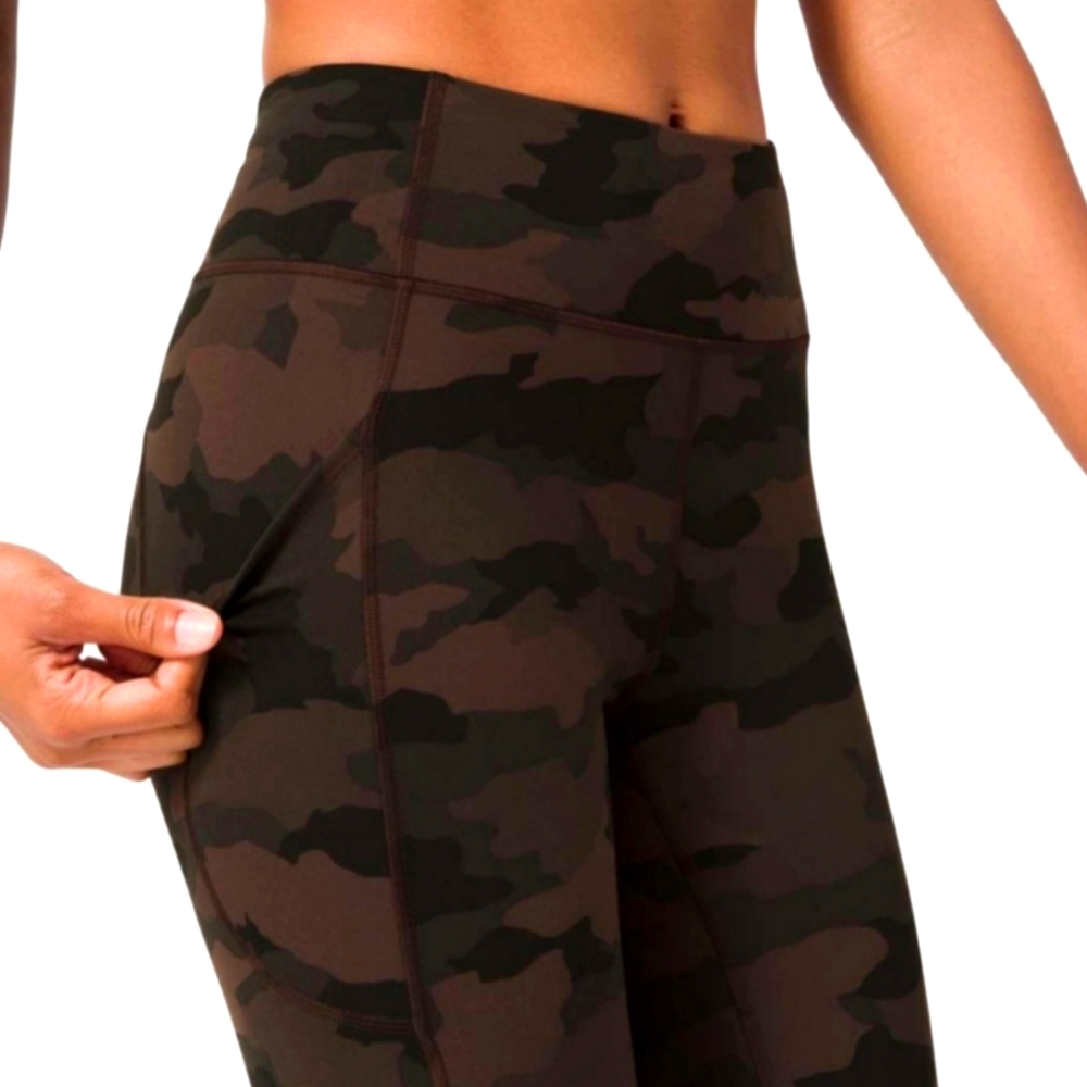 Lululemon Invigorate  high rise crop 23"